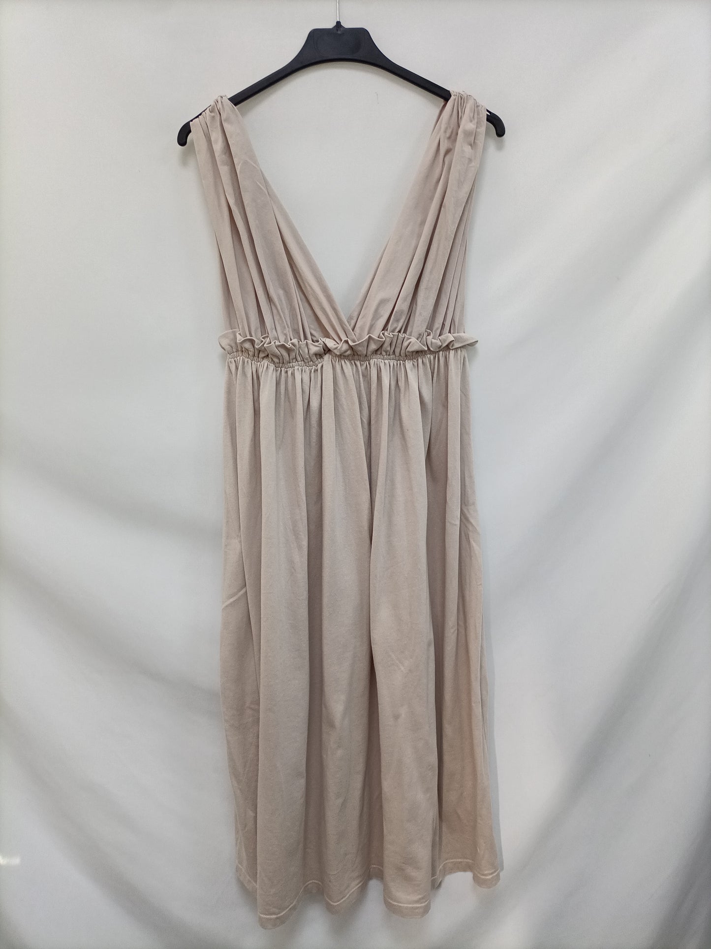 ZARA. Beige midi dress S.xs