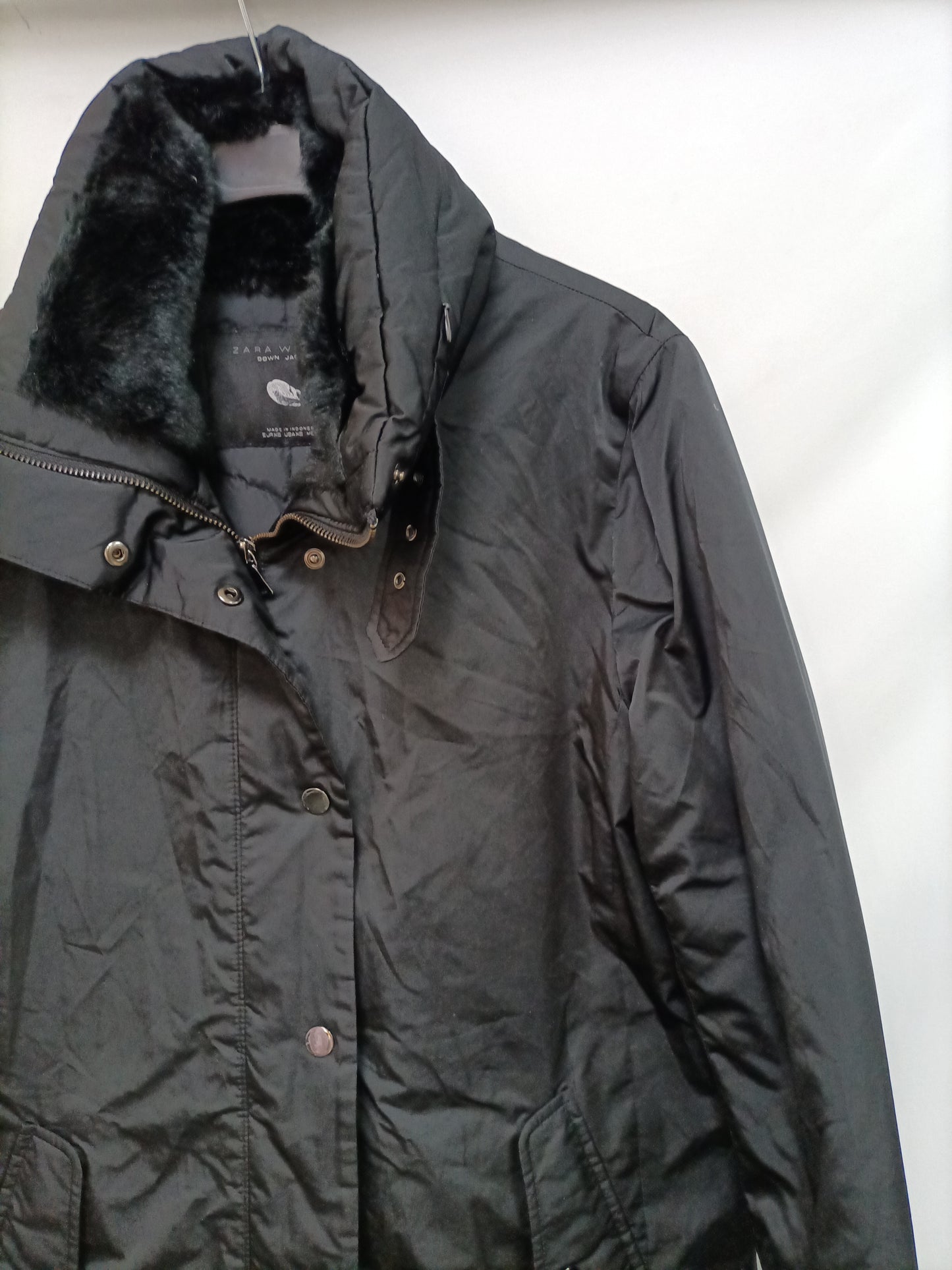 ZARA. Long black down jacket S.xs