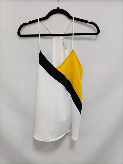 MANGO. Top tricolor T.s