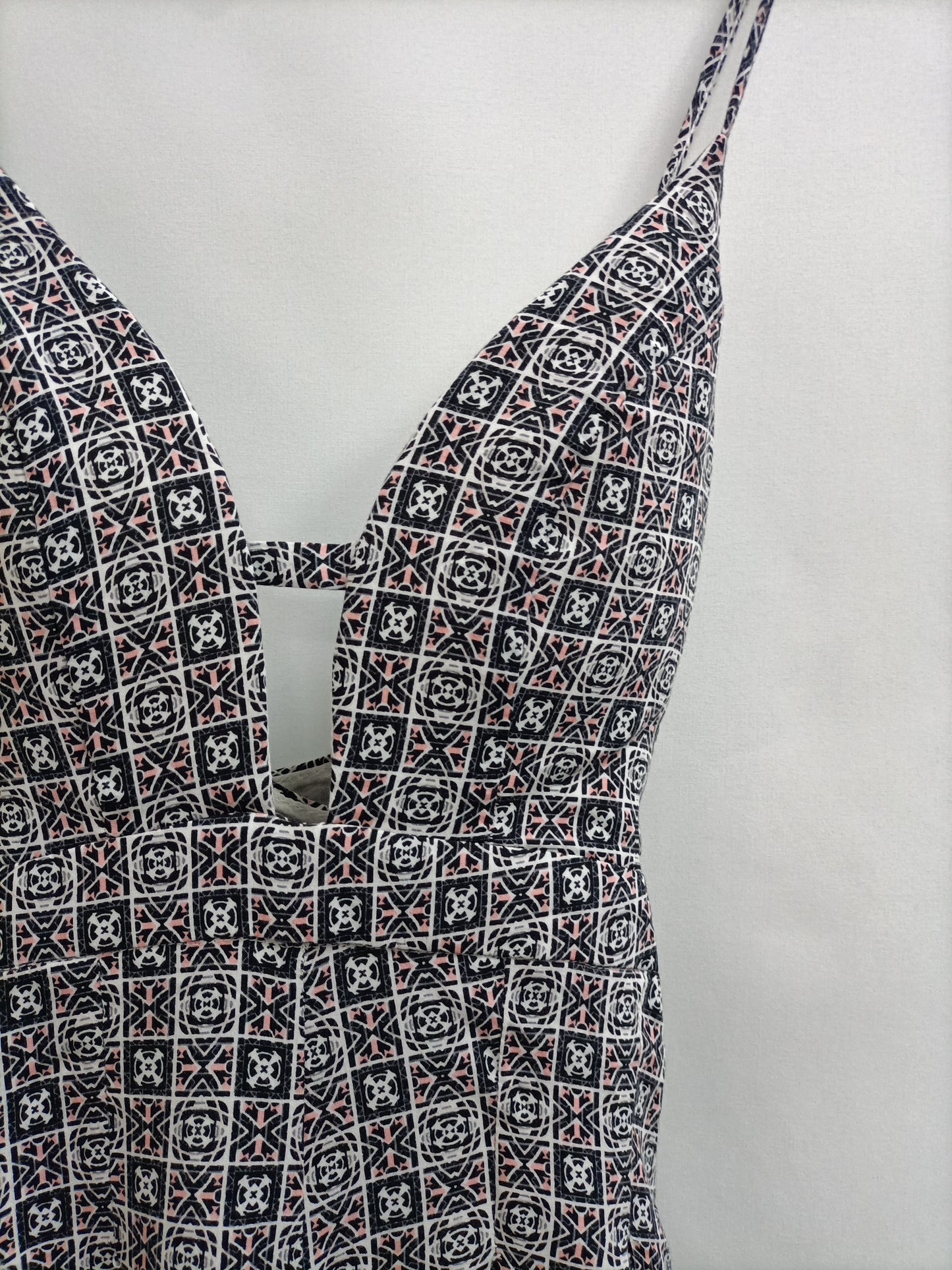 HEART&NFIRE. Mono negro étnico T.u(xs)