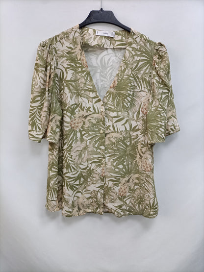 MANGO. Blusa hojas T.xs