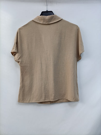 ZARA. Blusa beige cruzada T.xs