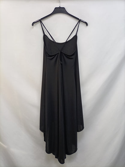 ZARA. Vestido negro asimétrico T.s