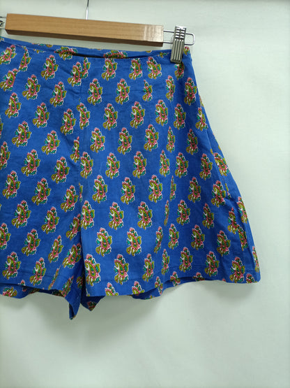 ASOS. Pantalón corto azul T.36