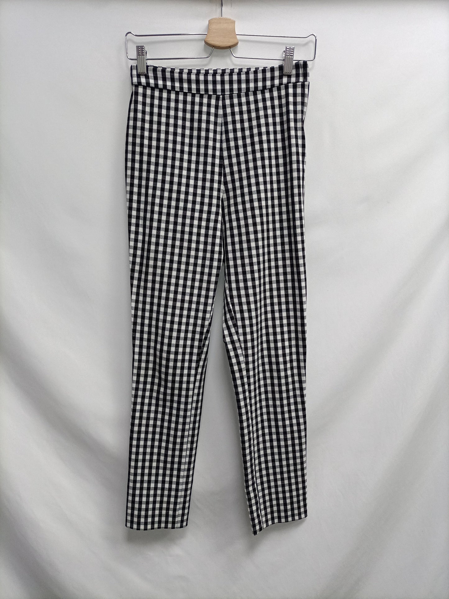 STRADIVARIUS. Vichy checked trousers size 36