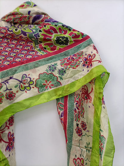 OTHERS. Floral scarf