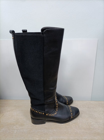 PARFOIS. Tas black boots with studs T.37