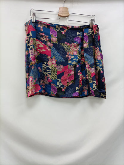 ZARA. Printed short skirt, size XL