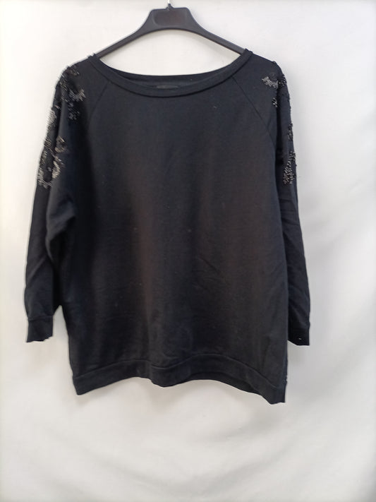 MANGO. Black beaded sweatshirt TM