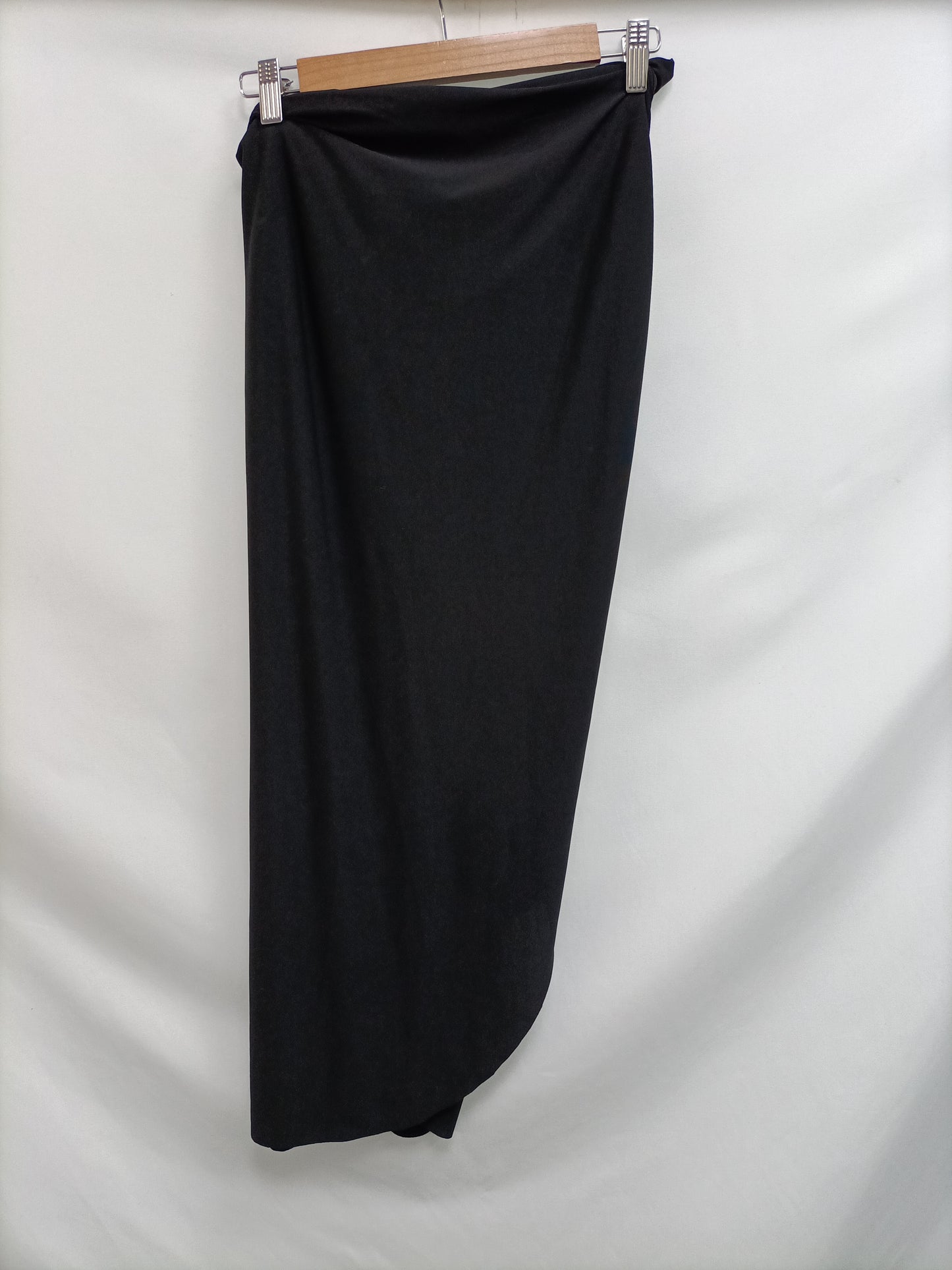 OTRAS. Falda pareo Negra Tu(xs/s/m/l)