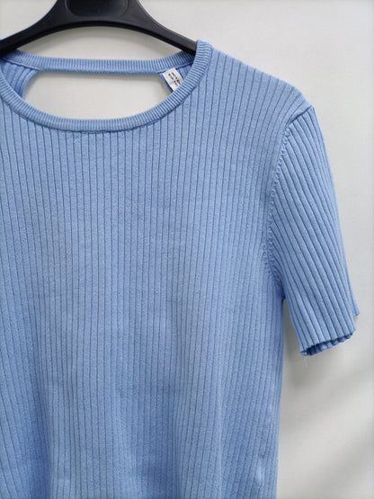 ZARA. Blue ribbed top Tl