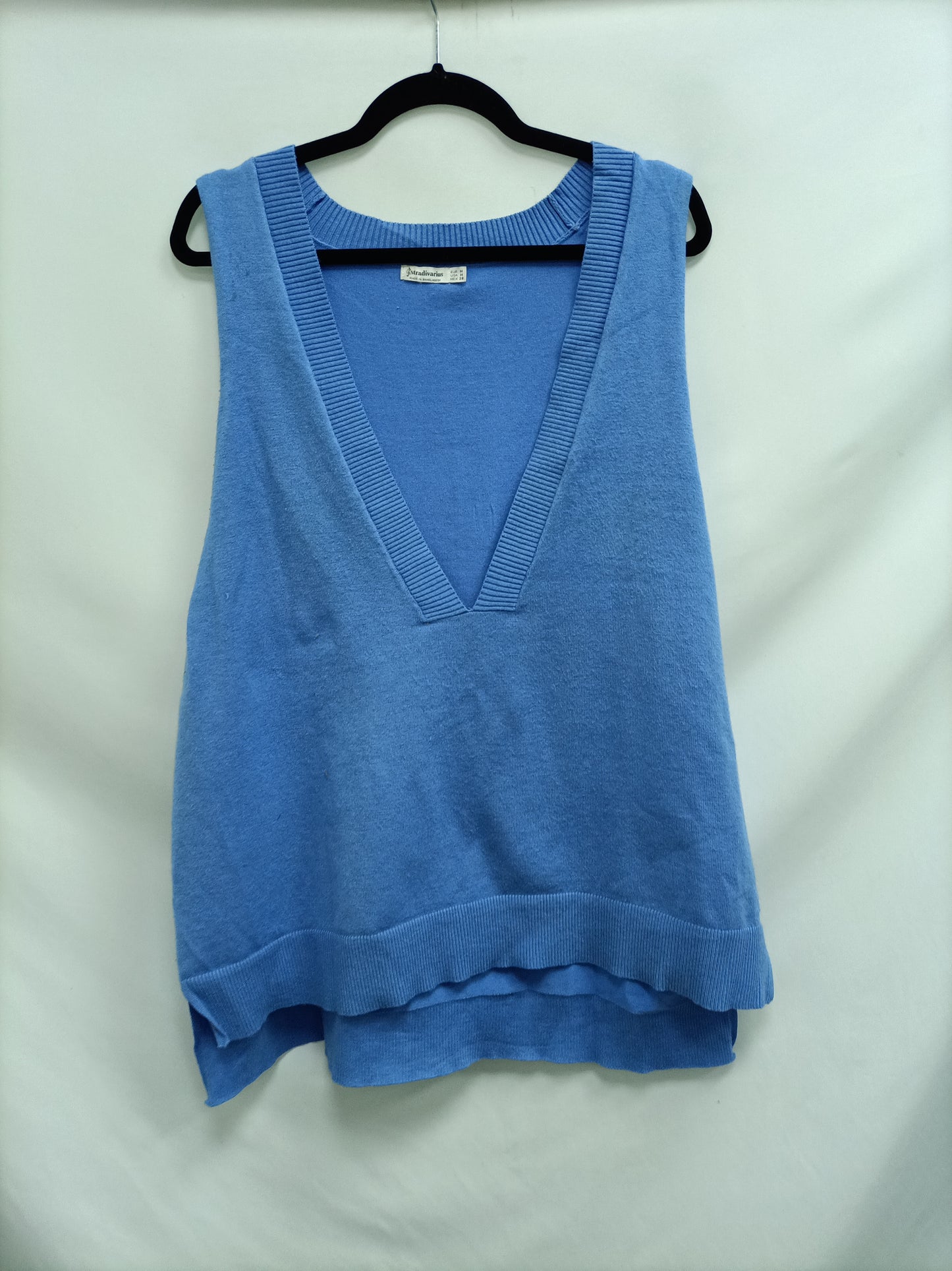 STRADIVARIUS. Chaleco azul T.m