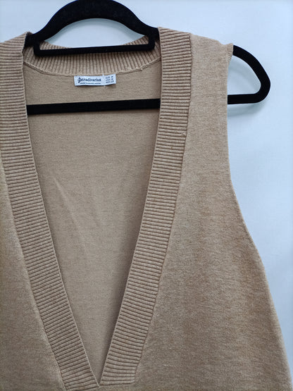 STRADIVARIUS. Tm camel vest