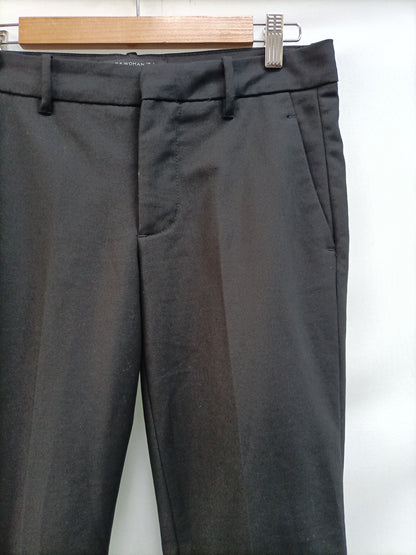 ZARA. Pantalón negro de vestir T.s(38)