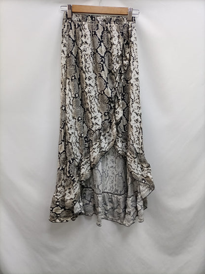 SUBDUED. Tm animal print midi skirt