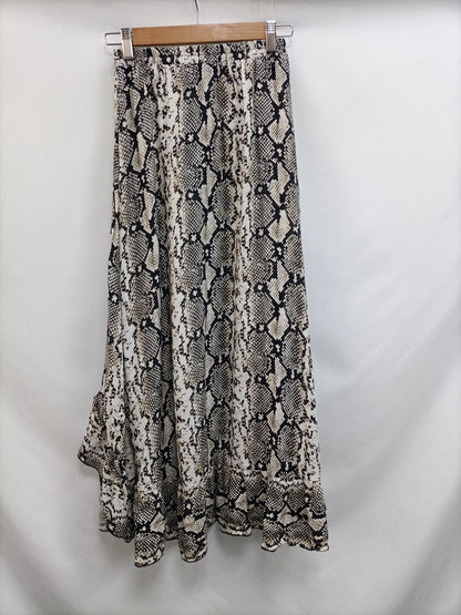 SUBDUED. Tm animal print midi skirt