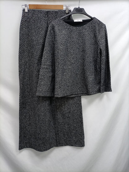 MANGO. Pantalón largo espiga T.s