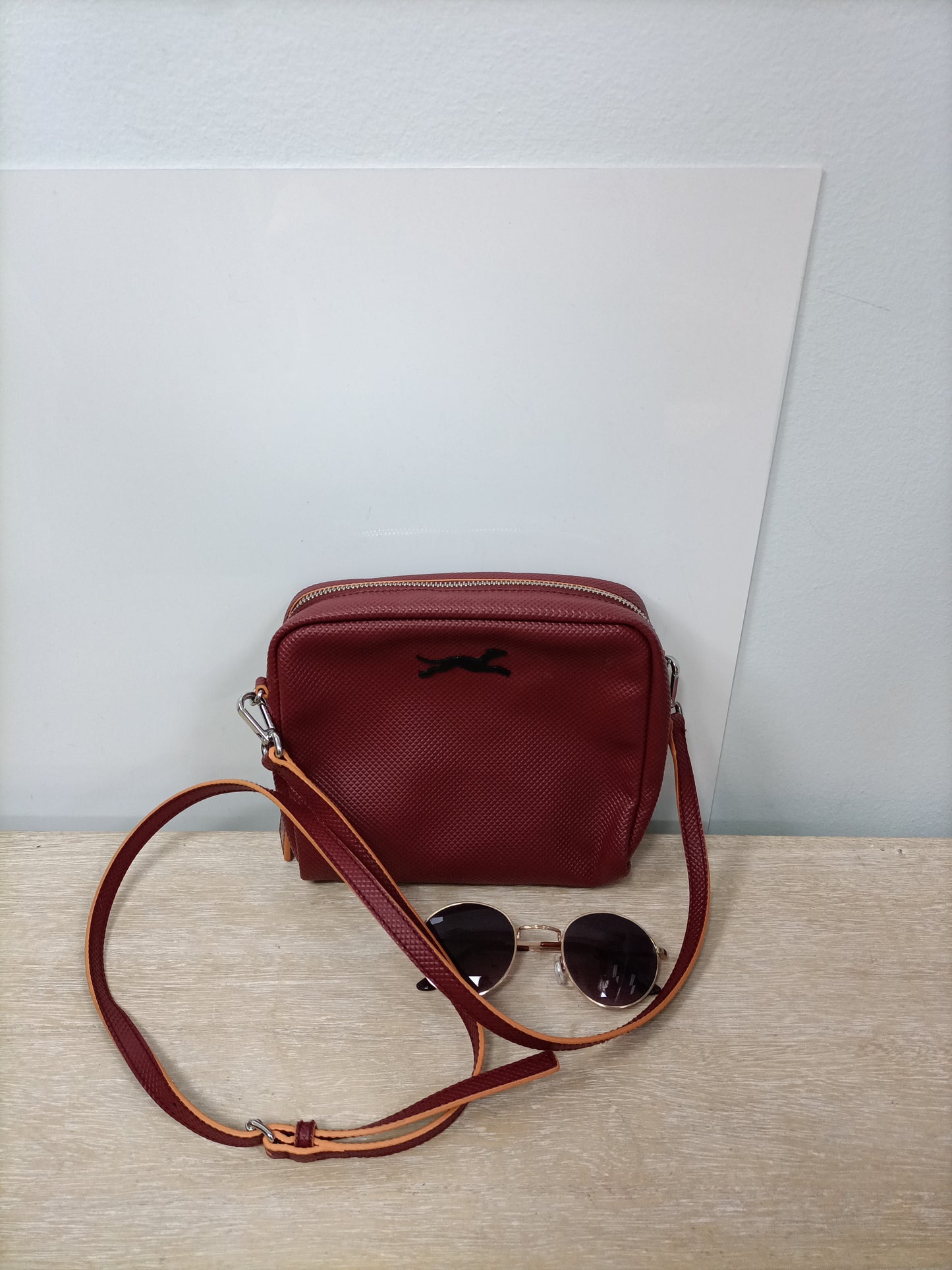 BIMBA Y LOLA. Baldomero burgundy bag