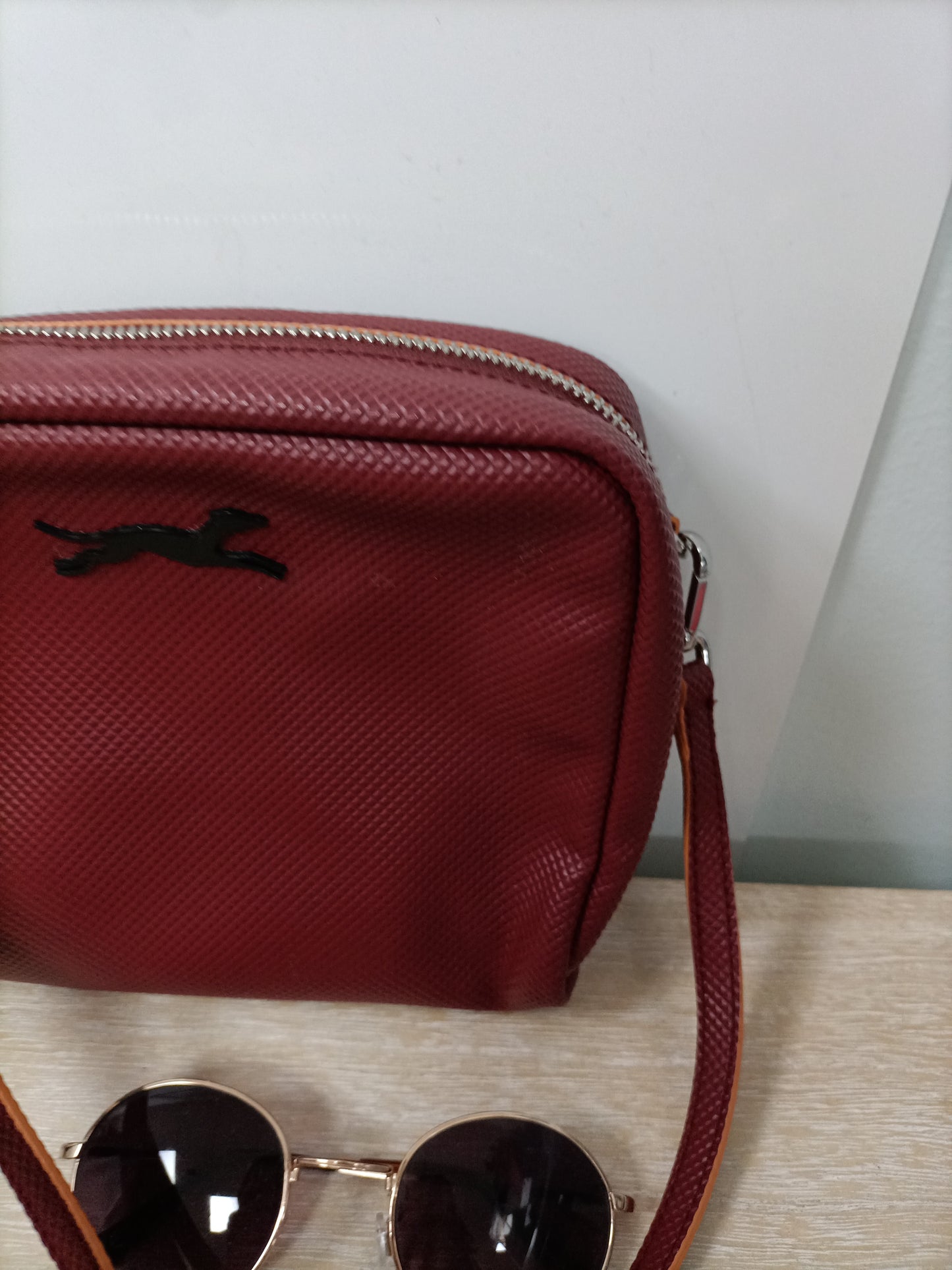 BIMBA Y LOLA. Baldomero burgundy bag