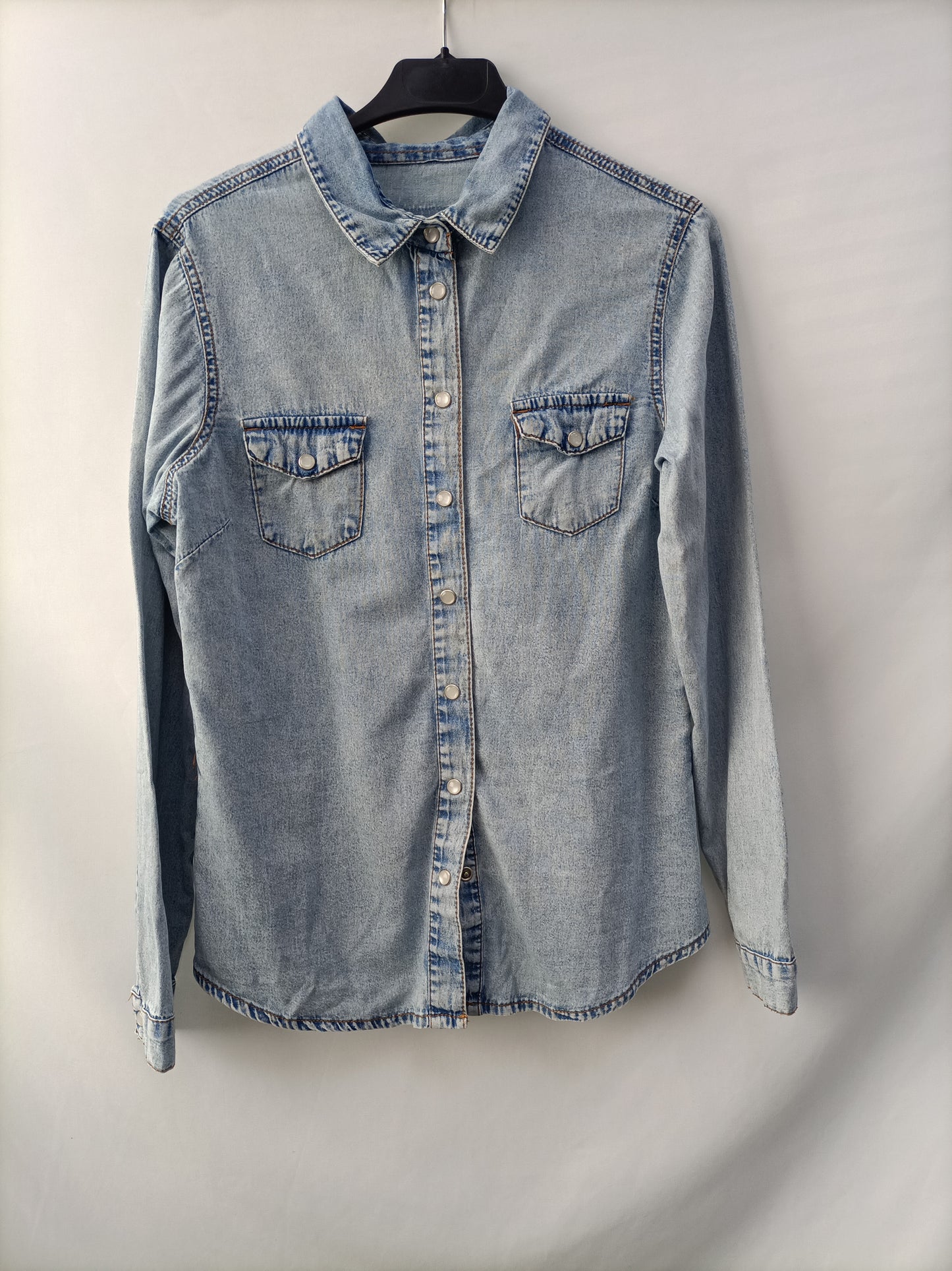 OTRAS. Camisa vaquera efecto desgastado T.s/m