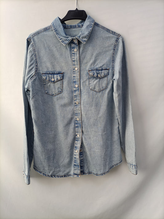 OTRAS. Camisa vaquera efecto desgastado T.s/m