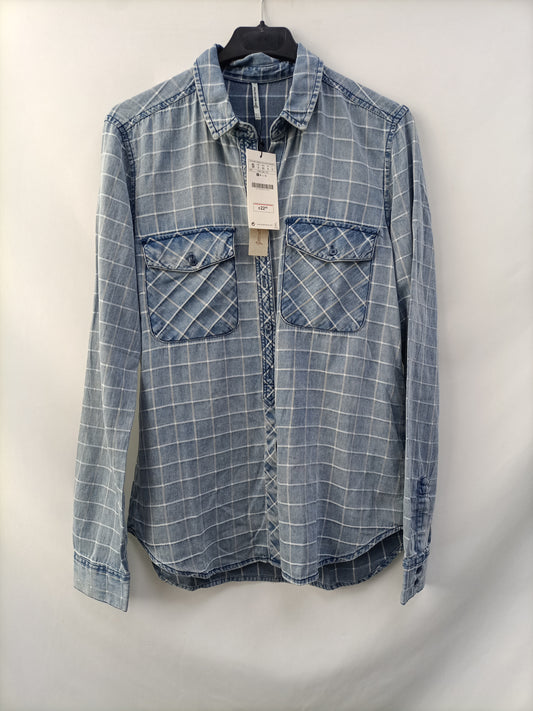 STRADIVARIUS. Camisa vaquera cuadros T.s