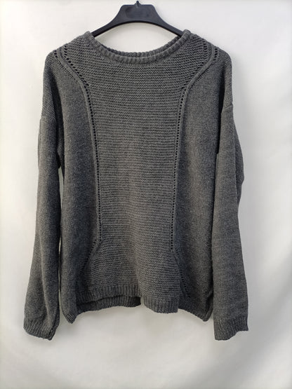 OTHERS. Gray knit sweater Tu(s/m)