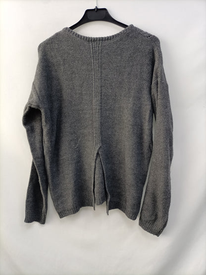 OTHERS. Gray knit sweater Tu(s/m)