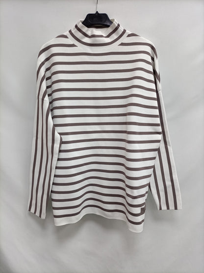 ADOLFO DOMÍNGUEZ. White and brown striped sweater TM