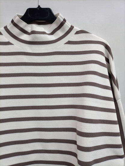 ADOLFO DOMÍNGUEZ. White and brown striped sweater TM