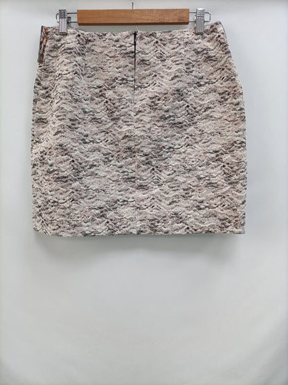 MORGAN. Textured pink skirt, size 40