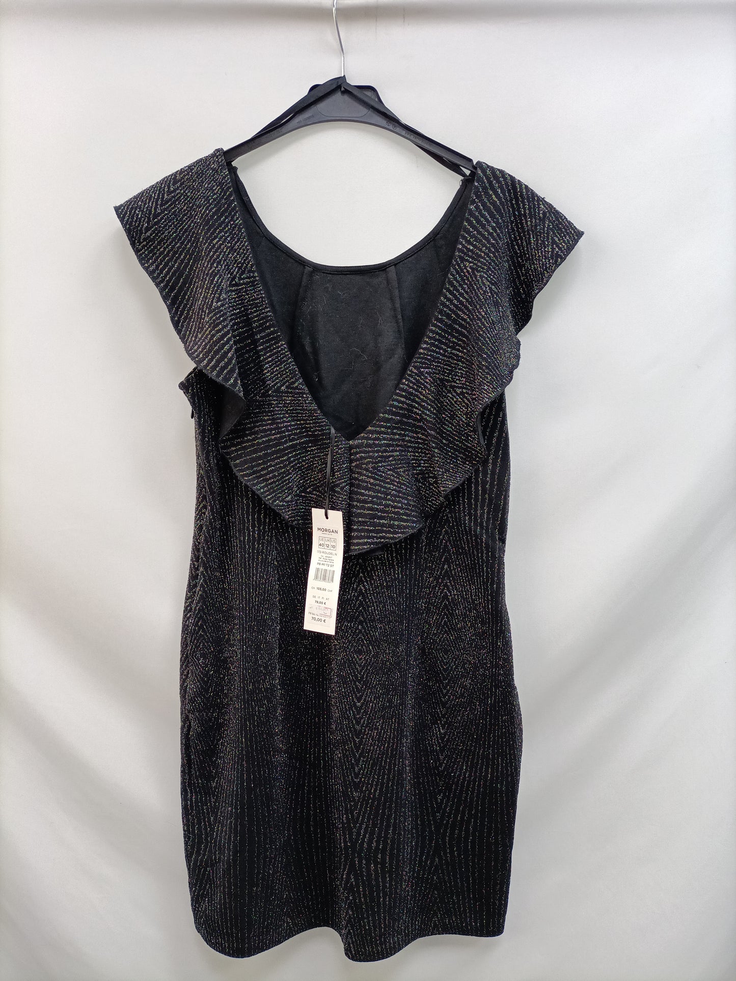 MORGAN. Vestido negro hilos T.40