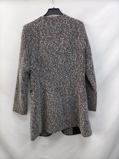 MOLLY BRAKEN. Tm black tweed coat