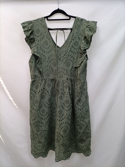 CIVICO 51. Green die-cut dress Tm