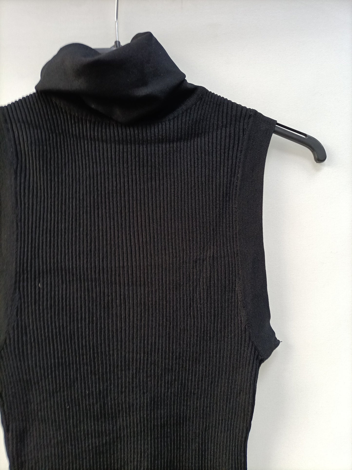 ZARA. Black turtleneck top TS