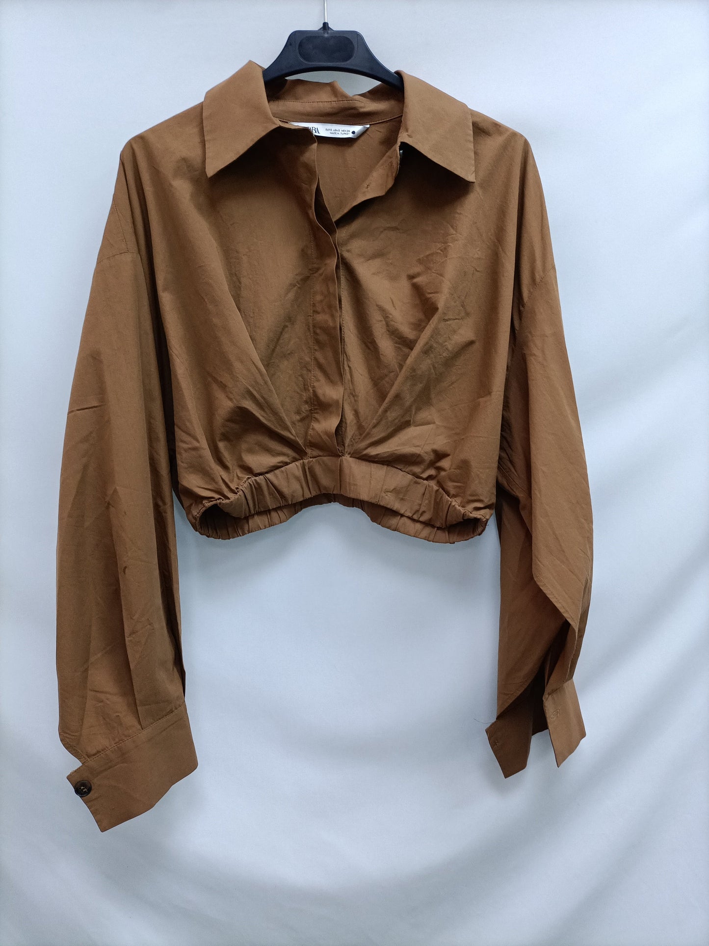 ZARA.Camel cropped TS shirt