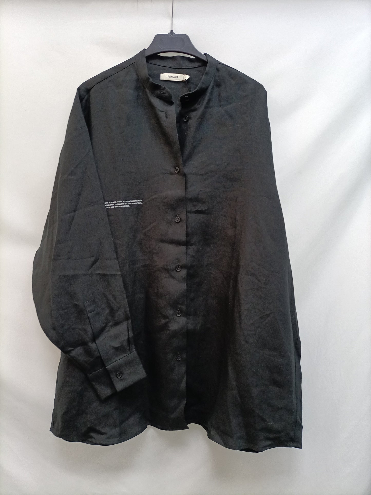 PANGAIA.Oversized shirt/black linen dress. TM