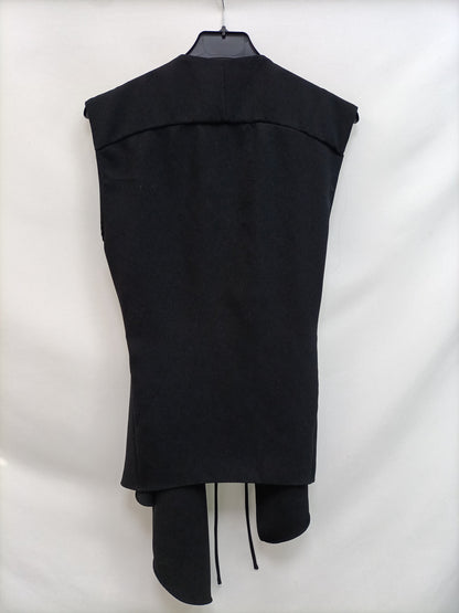 ZARA. Black fluid vest TS