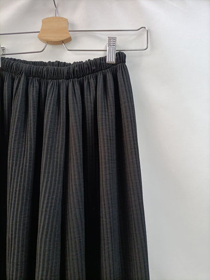OTRAS.Pantalones culotte plisados T.xs/s