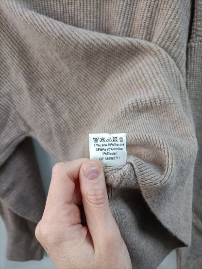 BIMANI. Beige cardigan with Ts buttons