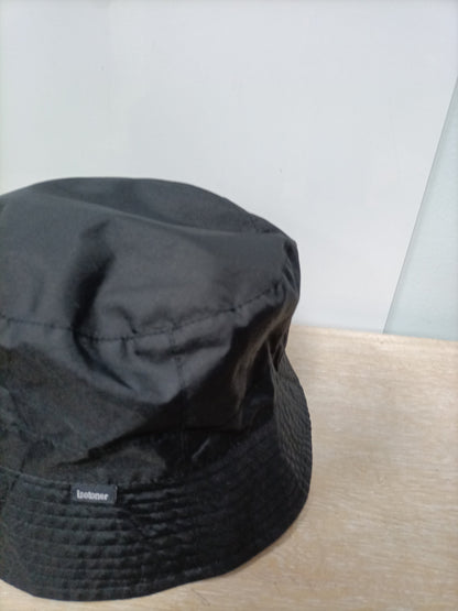 ISOTONER. Reversible black bucket