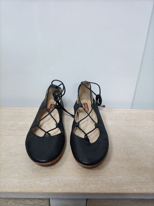 PIKOLINO. Bailarina negro cuerdas T.37