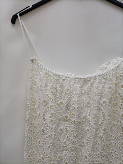 OTHERS. Beige die-cut long dress Tu(m/l)