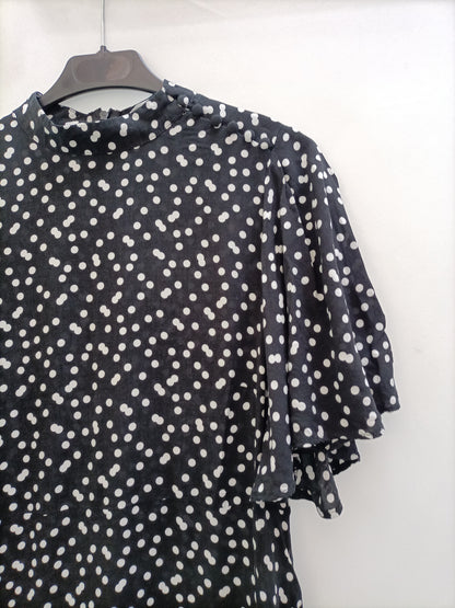 ZARA. Black polka dot dress TM