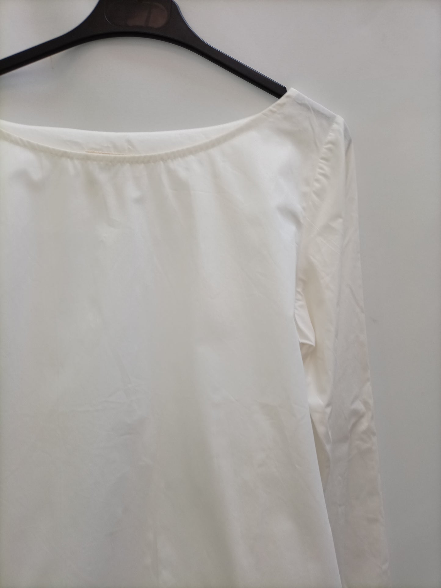 HORSE CHESTNUT. White lace-up blouse S.xs