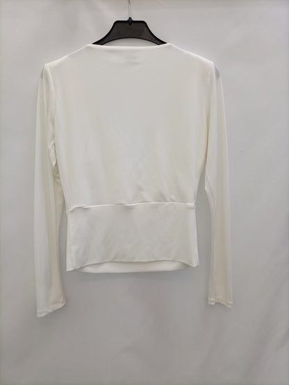 MarketLADY PIPA. T.xs crossed white top