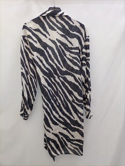 ZARA. Vestido print Cruzado T.s