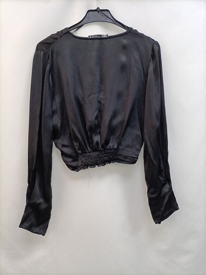 ZARA. Black Ts knot top