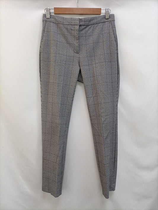 ZARA. Checkered Ts trousers