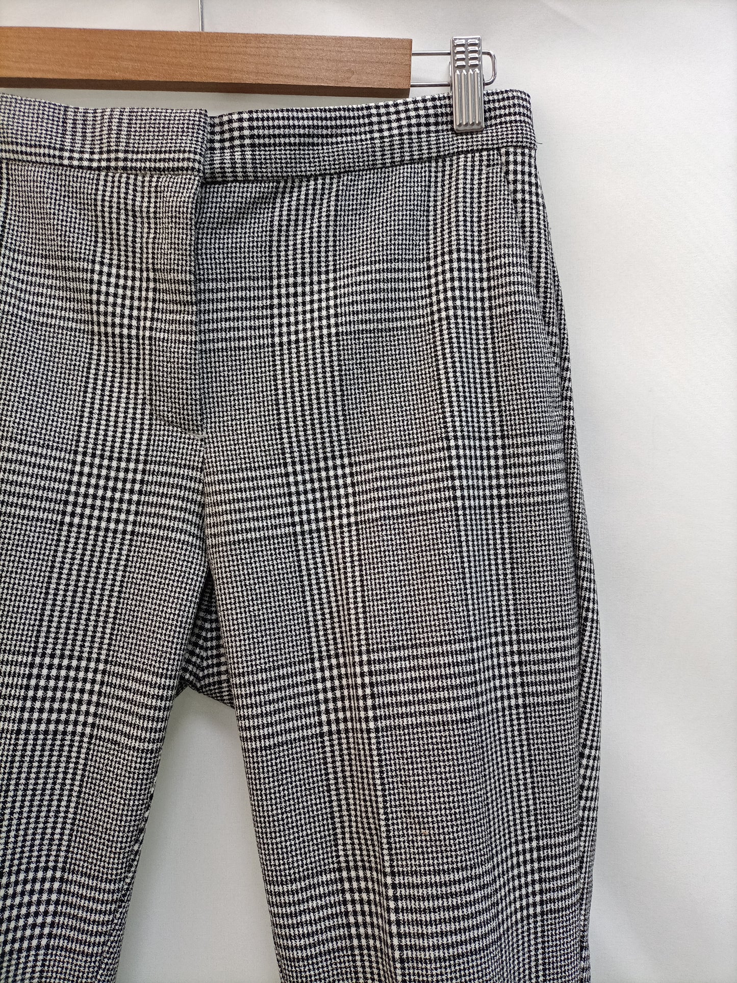 ZARA. Pantalón cuadros T.s